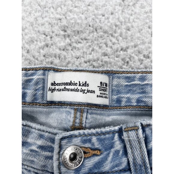 Abercrombie & Fitch Kids Jeans Girl 9/10 Short Hi-Rise Ultra Wide Leg Light Wash - Picture 2 of 10
